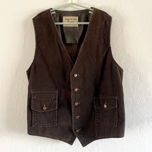 Vintage Corduroy, Lee Vest. Deep brown. Sweet details!